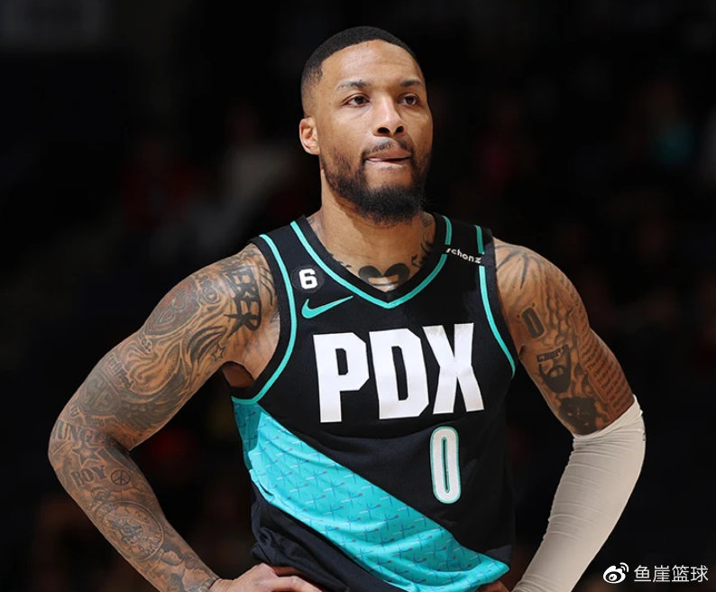 灰熊鏖战加拿大男篮，利拉德统治全场