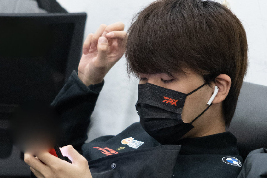 开云体育入口-TSM横扫PSG，Clid团战一打五激烈交锋四强赛，留下经典瞬间