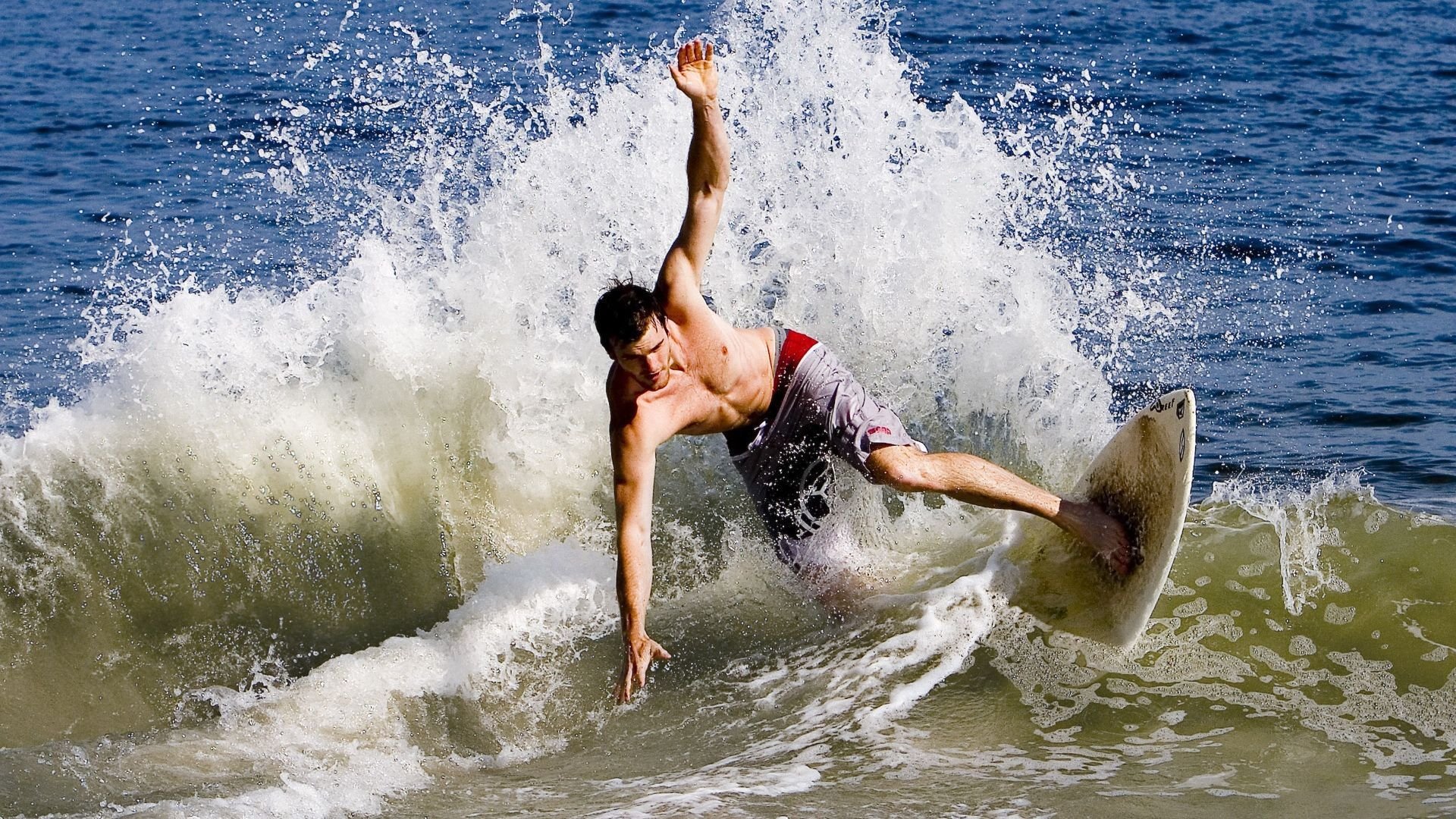 开云体育APP下载-广东队爆冷掀翻公牛！美加墨世界杯焦点战震撼全球，亚洲足球崛起新篇章开启