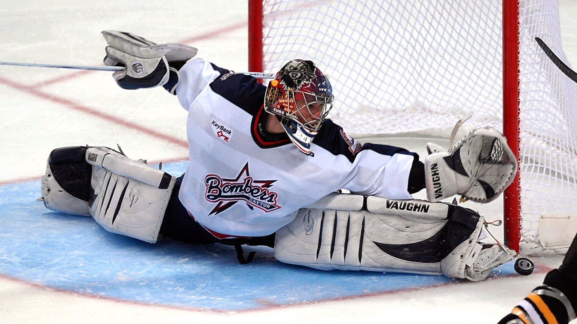 开云体育登录-蓝色梦魇与红色幽灵，当马赛节奏吞没美利坚