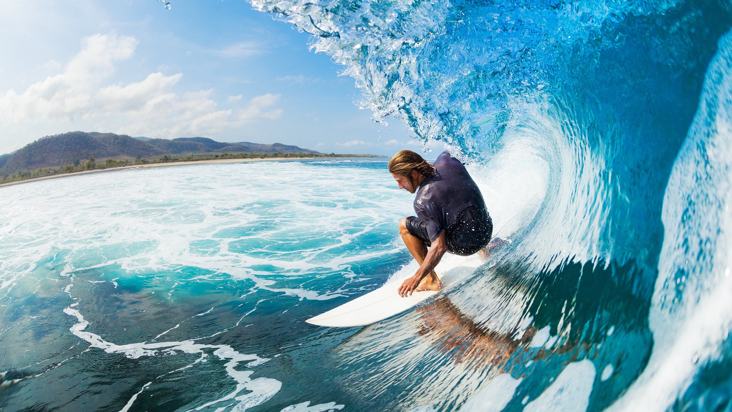 F1年度争冠之夜，当聚光灯打错方向，恩佐在嘘声中完成史诗正名